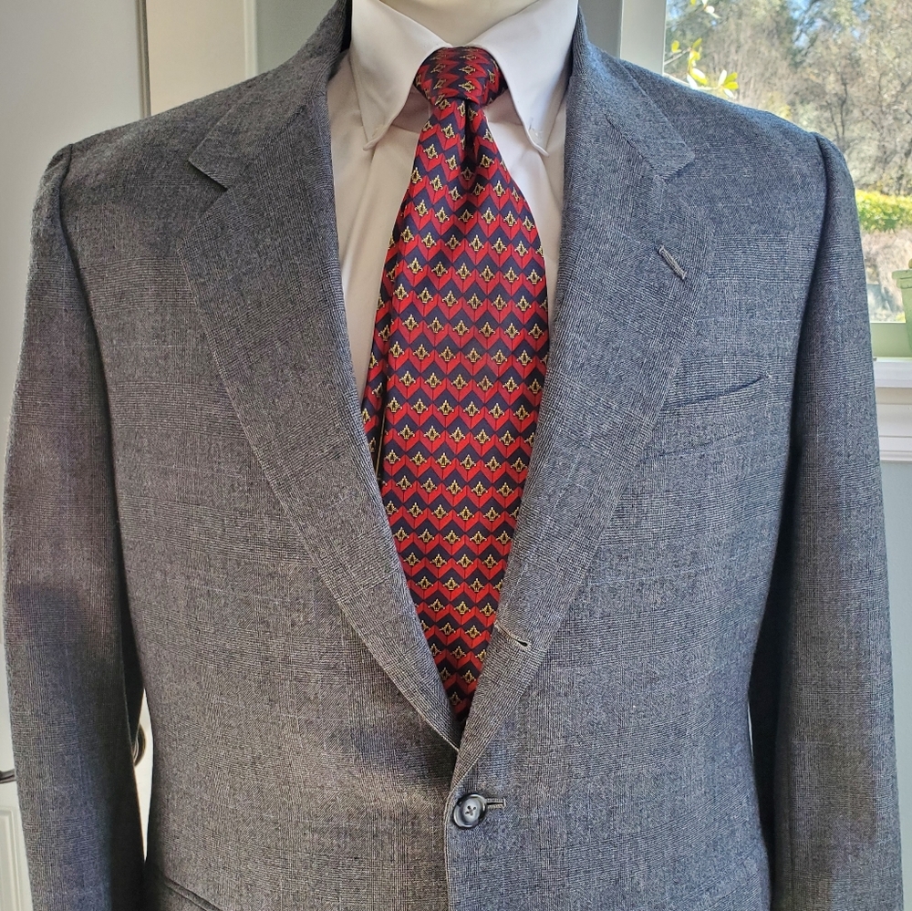 Custom Bespoke Hong Kong Suit jacket by The Grand 40R Charcoal Gray